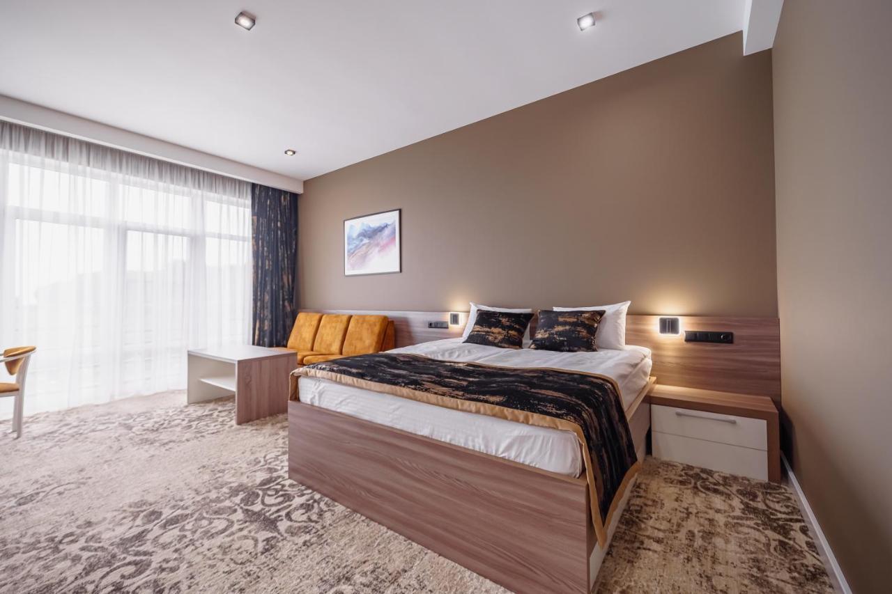 Rudison Hotel & Restaurant Velikiye Gai Exterior photo